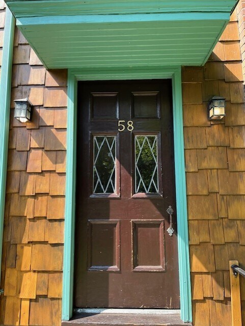 Foto del edificio - 58 W Tulane Rd