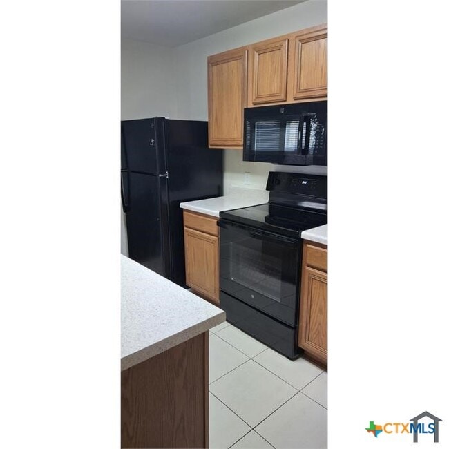 Building Photo - 109 Comal Cove