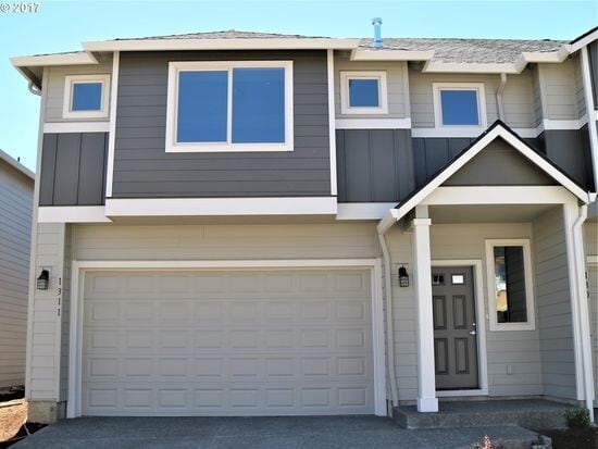 3 BR, 2.5 BA Creekwood Townhome - $500 OFF 1st Mo. Rent! - BEAUTIFUL CREEKWOOD TOWNHOME! 3 BR, 2.5 BA