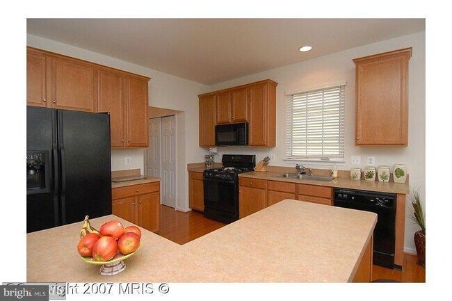 Foto del edificio - 25904 Donovan Dr