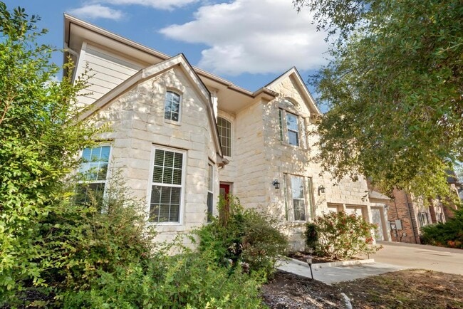 Building Photo - 2100 Hilton Head Dr