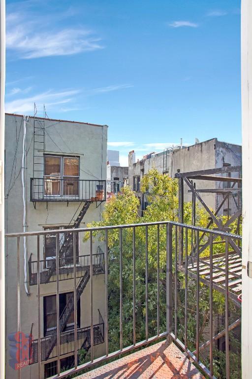 Building Photo - 248 Mott St