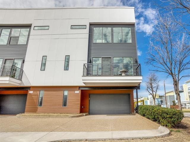 Building Photo - 5023 Fuqua St