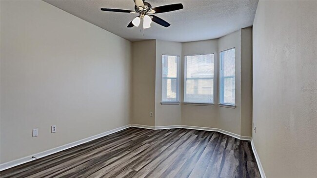 Foto del edificio - 10431 Villa View Cir