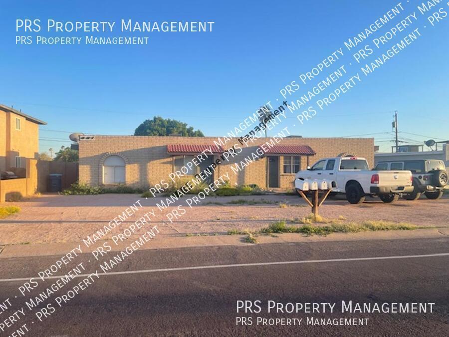 Primary Photo - 461 W 16th Ave