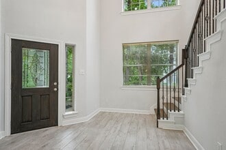 Building Photo - 90 Panterra Way
