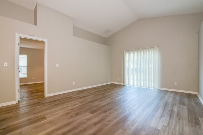 Building Photo - 4073 Waltham Forest Dr
