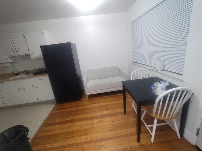 Foto del edificio - 2232 Channing Way