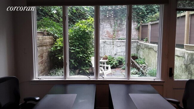 Foto del edificio - 147 E 37th St