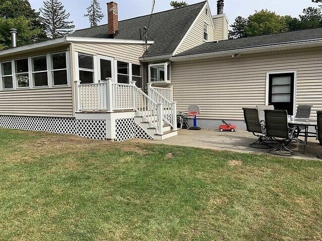 Foto del edificio - 15 Alvina Blvd