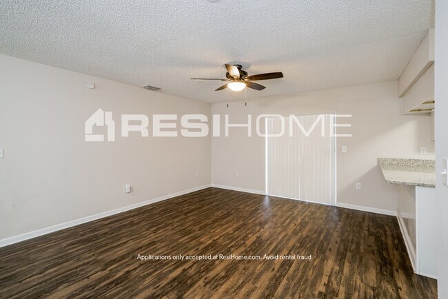 Building Photo - HOME FOR RENT!!