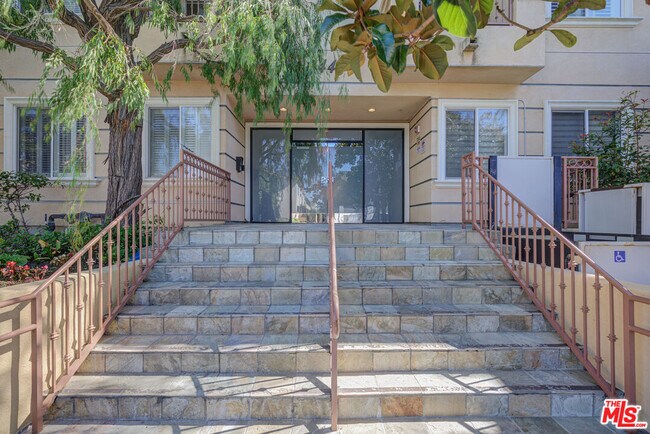 Foto del edificio - 1444 S Point View St