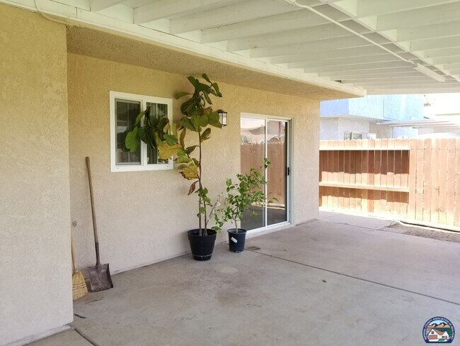 Building Photo - 417 Conestoga Ln