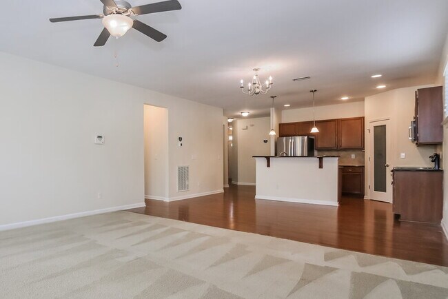 Building Photo - 21 Wensley Ct