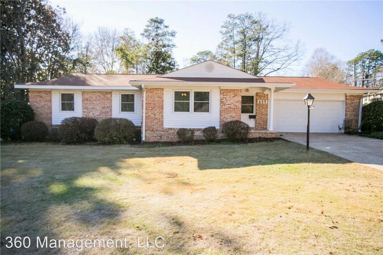 Primary Photo - 3 br, 2 bath House - 659 Thorpe St