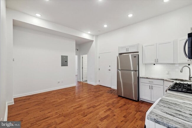 Foto del edificio - 5011 Germantown Ave