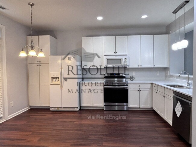 Foto del edificio - 3116 Rapid Falls Rd