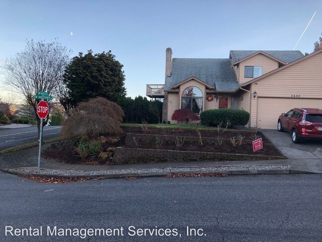 Foto del edificio - 3 br, 2.5 bath House - 3600 SW Brittany Dr