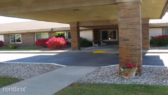 Foto del edificio - 2 br, 1 bath Apartment - Pinecrest Manor