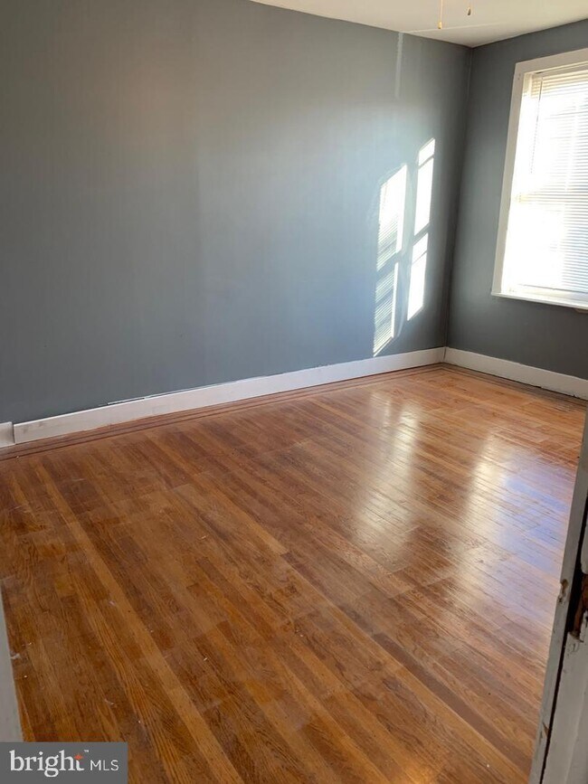 Foto del edificio - 5212 Torresdale Ave