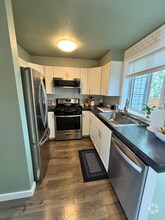Building Photo - 5510 Creekstone Dr