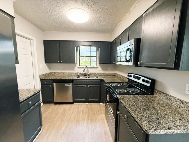 Foto del edificio - 539 Pheasant Run Dr