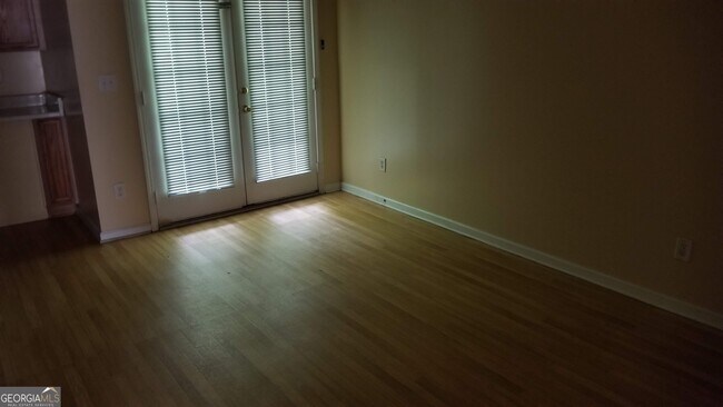 Foto del edificio - 2590 Wellington Walk Pl