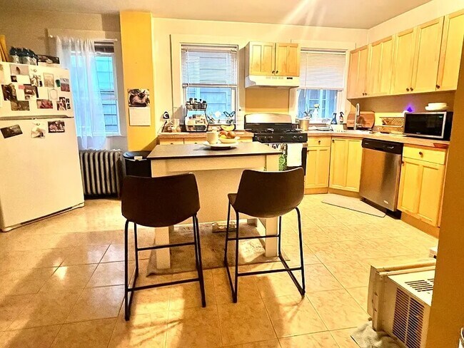 Foto del edificio - 82 Columbus Ave