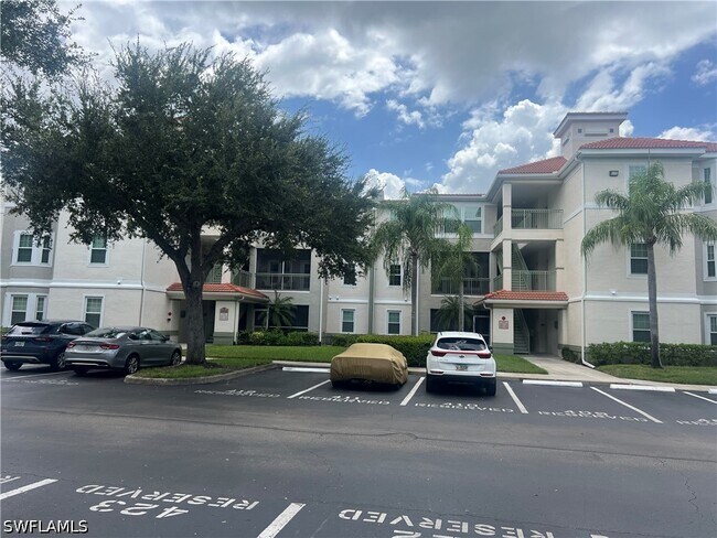 Foto del edificio - 23500 Walden Center Dr