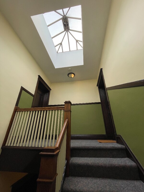 Building Photo - 326 S Ridgeland Ave