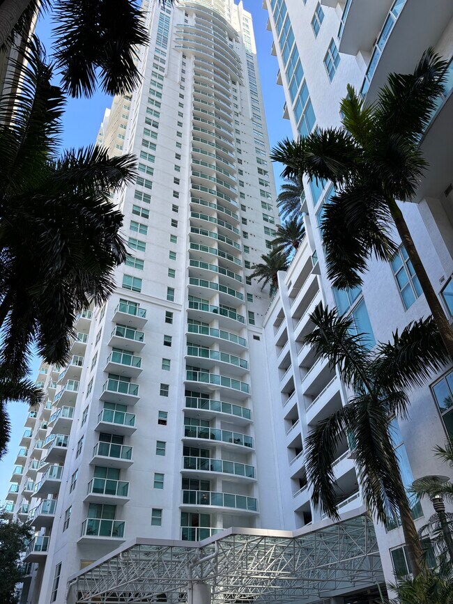 Foto del edificio - 31 SE 5th St