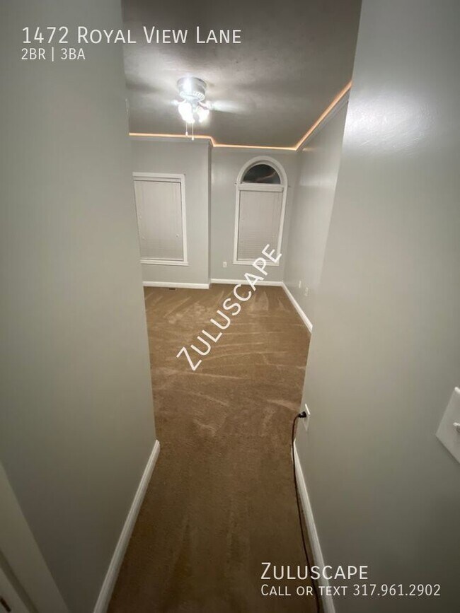 Building Photo - 1472 ROYAL VIEW LANE / AMAZING 2 BED 2.5 B...