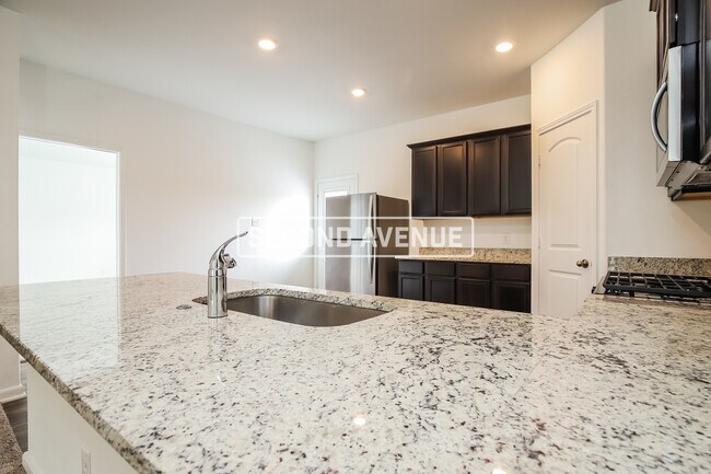 Foto del edificio - 3154 Jackson Smt