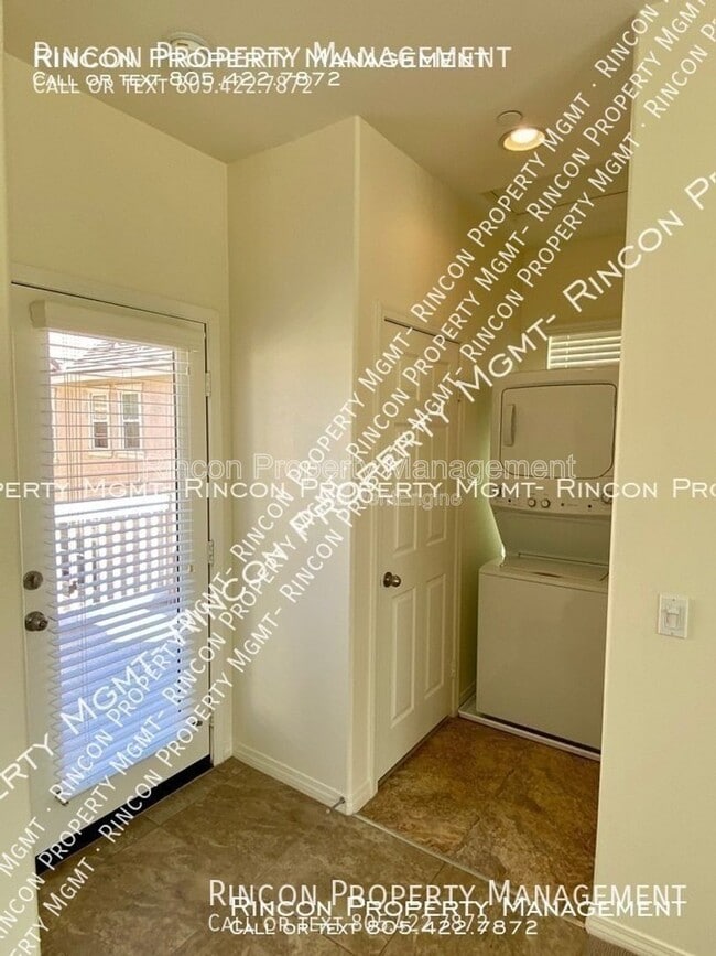 Building Photo - 672 Nile River Dr