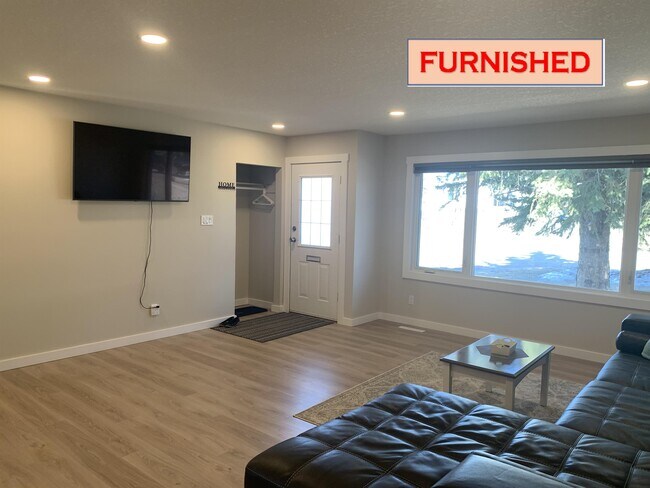 Photo du bâtiment - 10711-10103 103 Ave