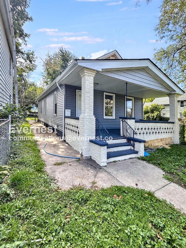 Foto del edificio - 1582 E 49th St