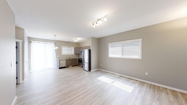 Building Photo - 8065 91 St