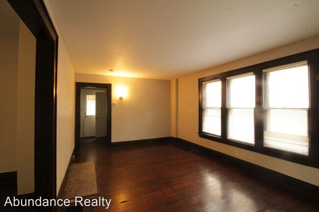 Building Photo - 3 br, 1 bath House - 505 E. Jenkins Avenue
