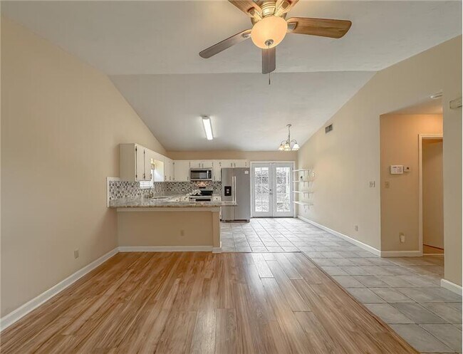 Foto del edificio - 1555 Sprucewood Trail