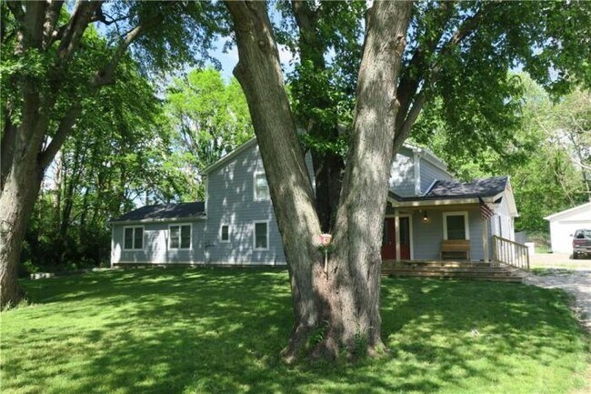 Building Photo - 3 bedroom in Indianapolis IN 46259