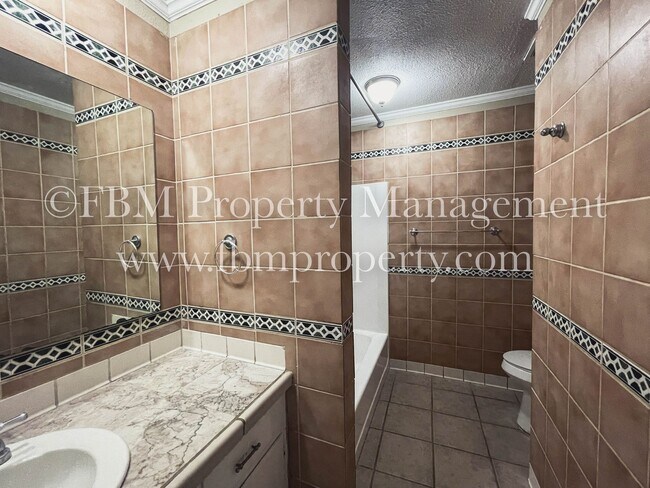 Foto del edificio - 2608 W Sycamore Ave