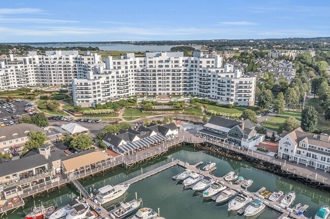 Building Photo - 1001 Marina Dr