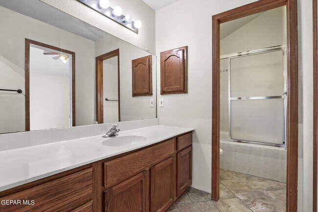 Building Photo - 12192 Amstater Cir