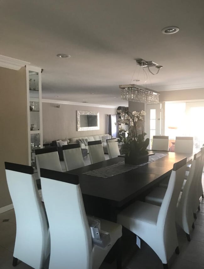 Foto del edificio - 12147 Miranda St