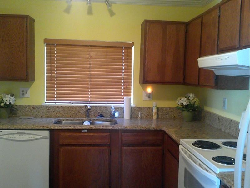 Building Photo - 2112 Old Fort Hills Ct