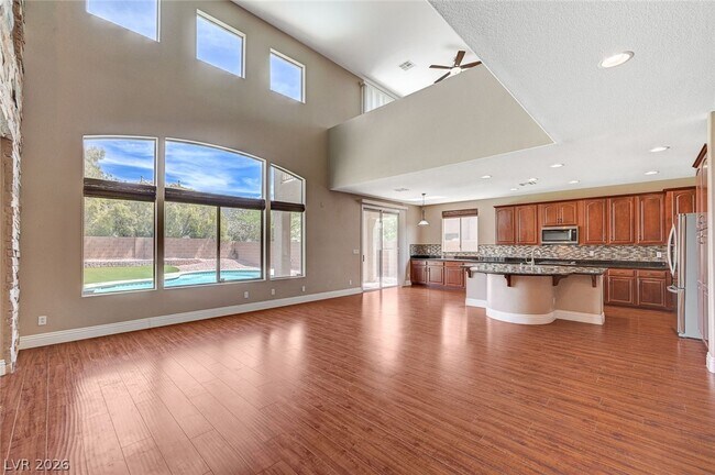 Foto del edificio - 7876 Sleeping Lily Dr
