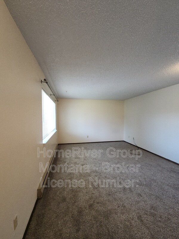 Foto del edificio - 2139 S 4th St W