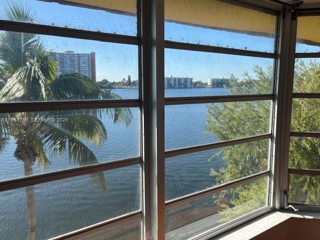 Foto del edificio - 1302 NE 191st St