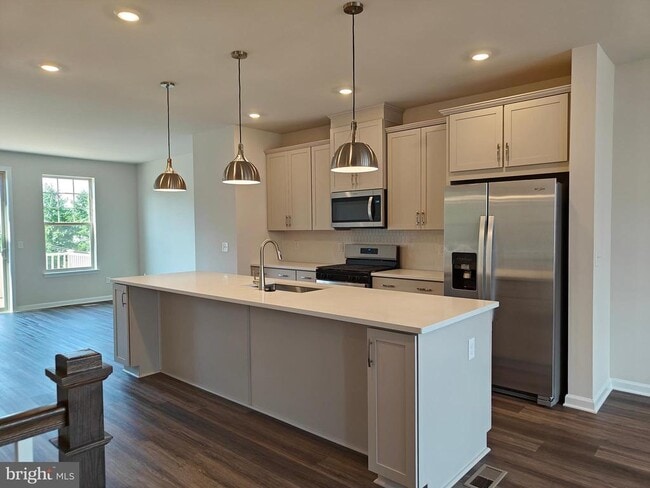 Building Photo - 9409 Barnes Lp
