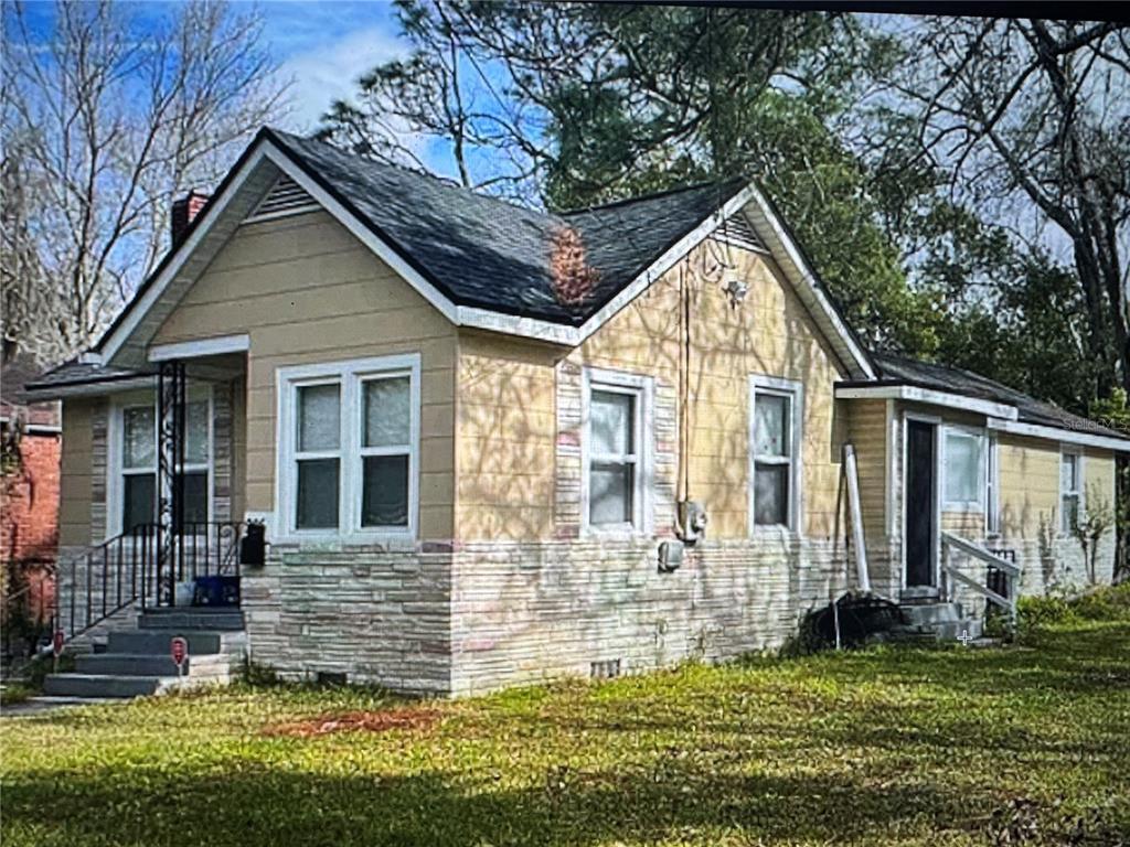 Foto principal - 805 Mackinaw St
